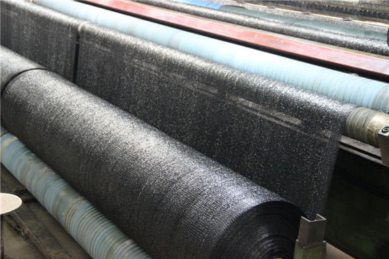 সাদা সবুজ বোনা শেড কাপড় 50 30 40 80 শতাংশ পিছনের উঠোন